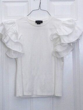Gracia - Ruffle Sleeve Whyte Top- size M